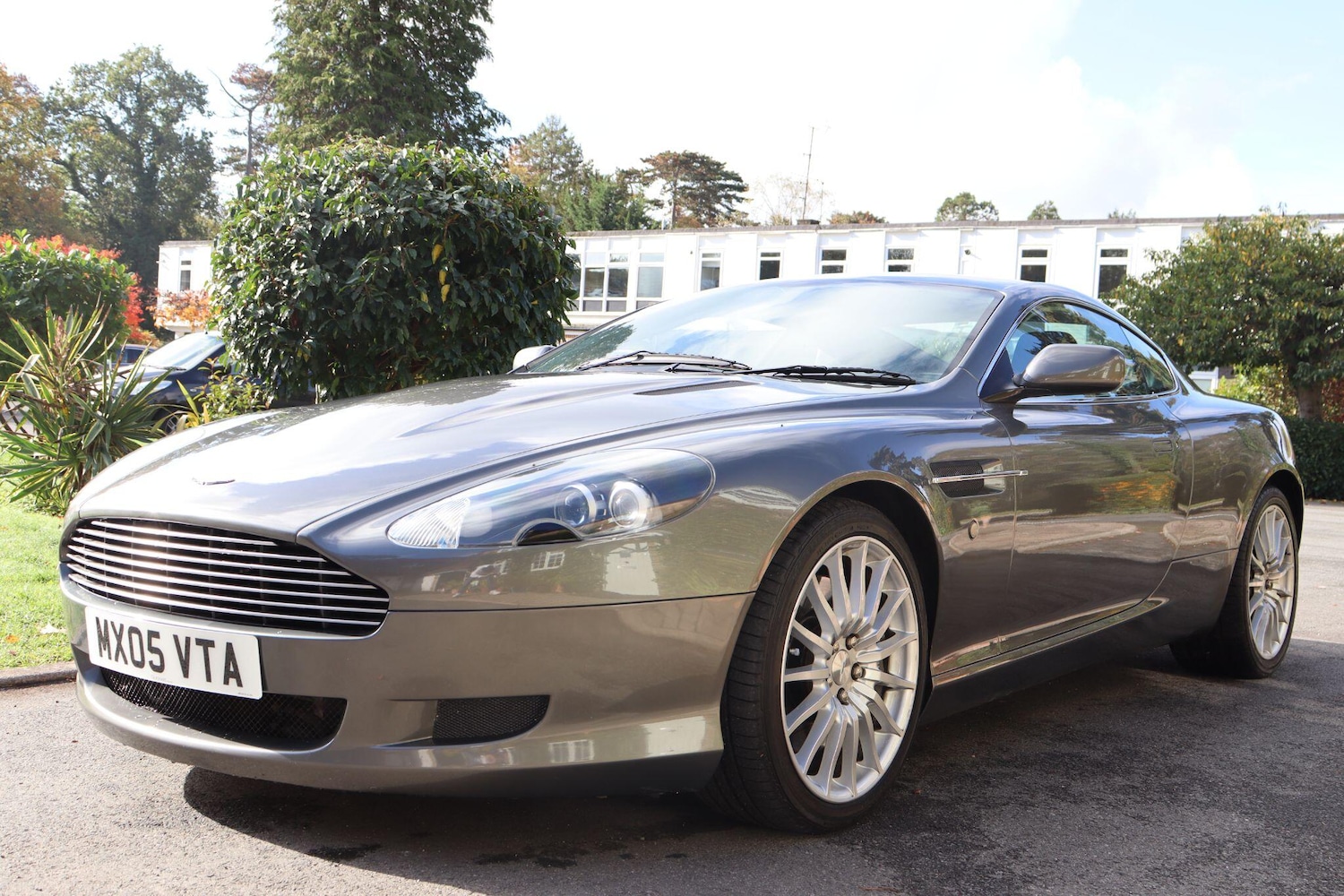 Used Aston Martin DB9 2005 for sale - 76349063: Photo 3