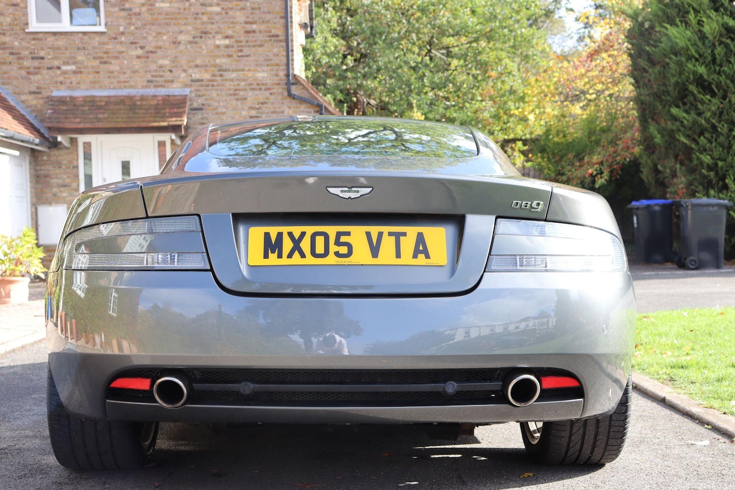 Used Aston Martin DB9 2005 for sale - 76349063: Photo 6