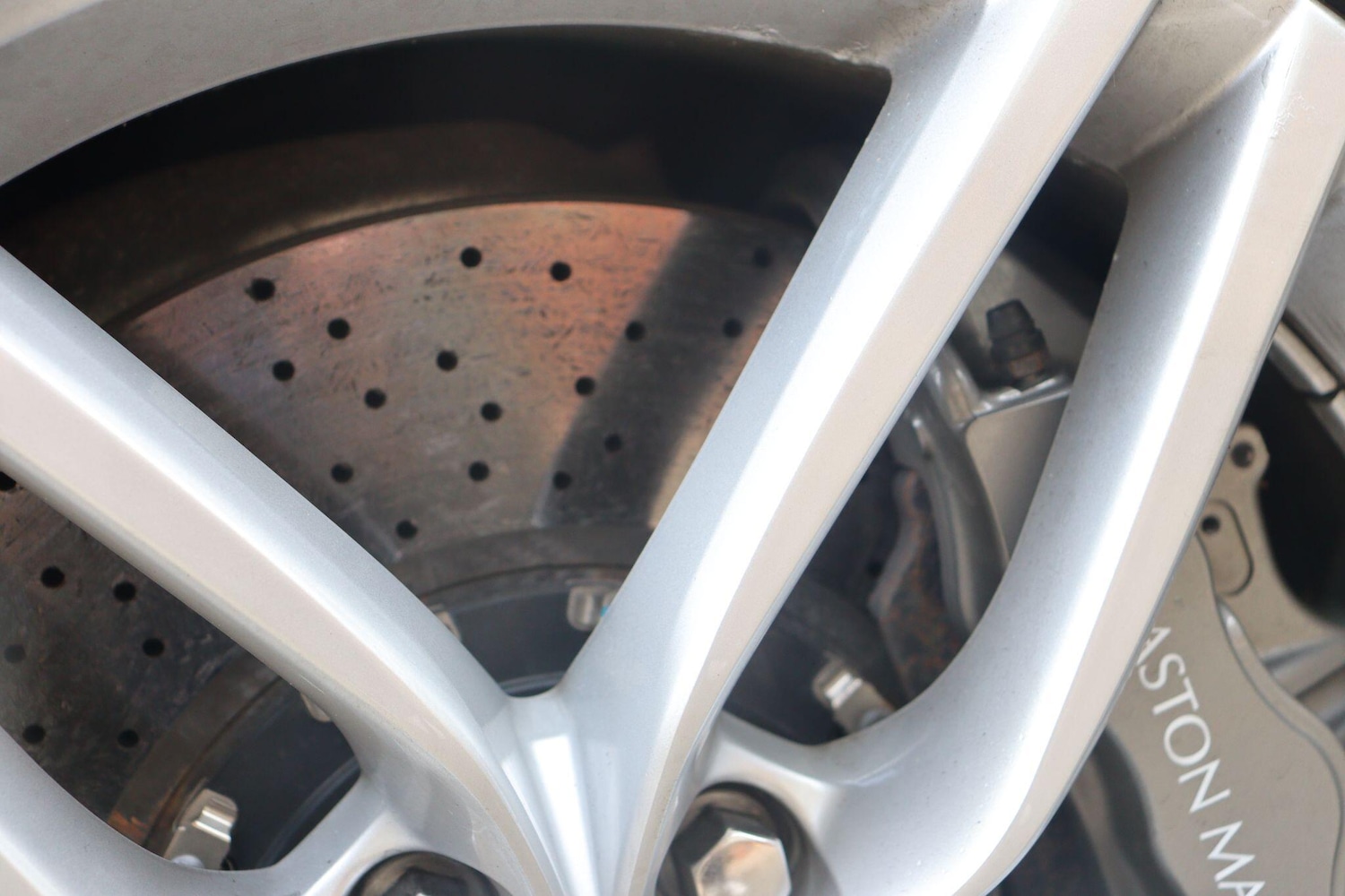 Used Aston Martin DB9 2014 for sale - 77021151: Photo 20