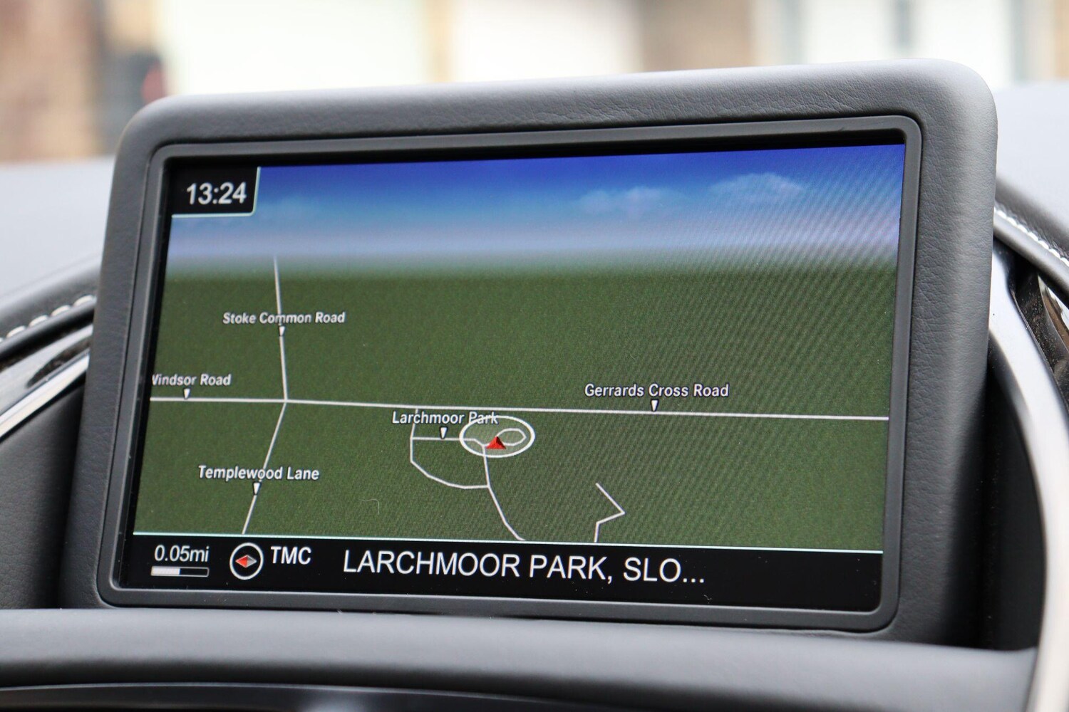 Used Aston Martin DB11 2016 for sale - 77343735: Photo 17