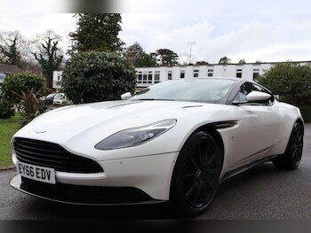 Used Aston Martin DB11 2016 for sale - 77343735: Photo