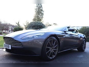 Used Aston Martin DB11 2016 for sale - 77926015: Photo