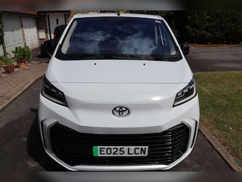 Used Toyota PROACE CITY Verso 2025 for sale - 78809070: Photo