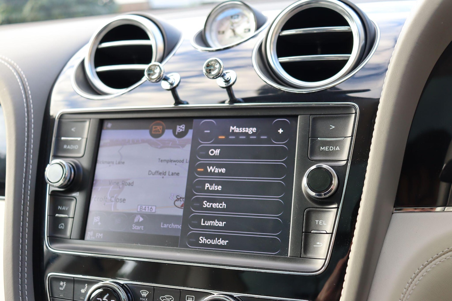 Used Bentley Bentayga 2018 for sale - 77052540: Photo 34