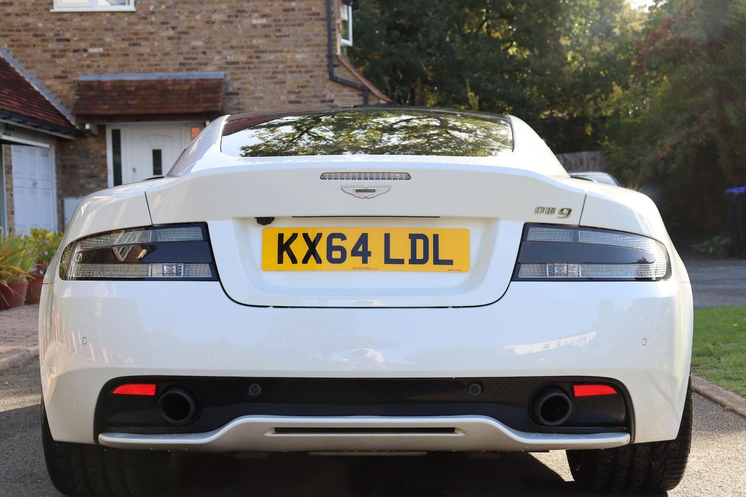 Used Aston Martin DB9 for sale - 76167399: Photo 6