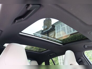 Used Porsche Panamera 2025 for sale - 75401246: Photo
