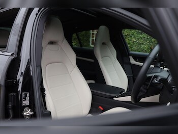 Used Porsche Panamera 2025 for sale - 75401246: Photo