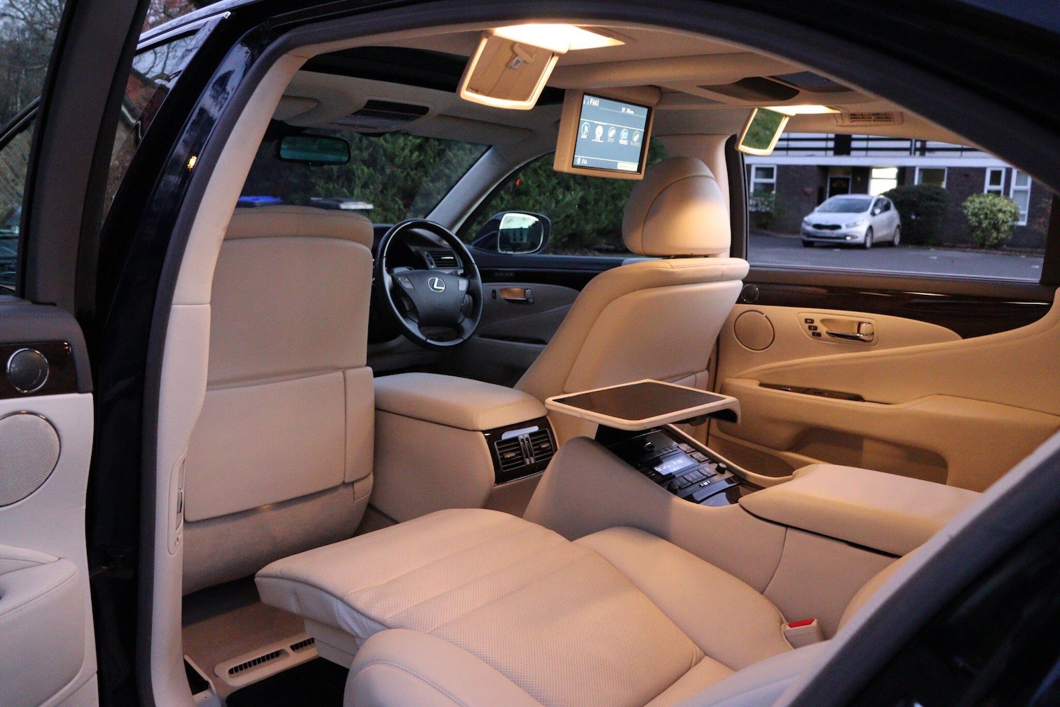 Used Lexus LS 2009 for sale - 76953381: Photo 26