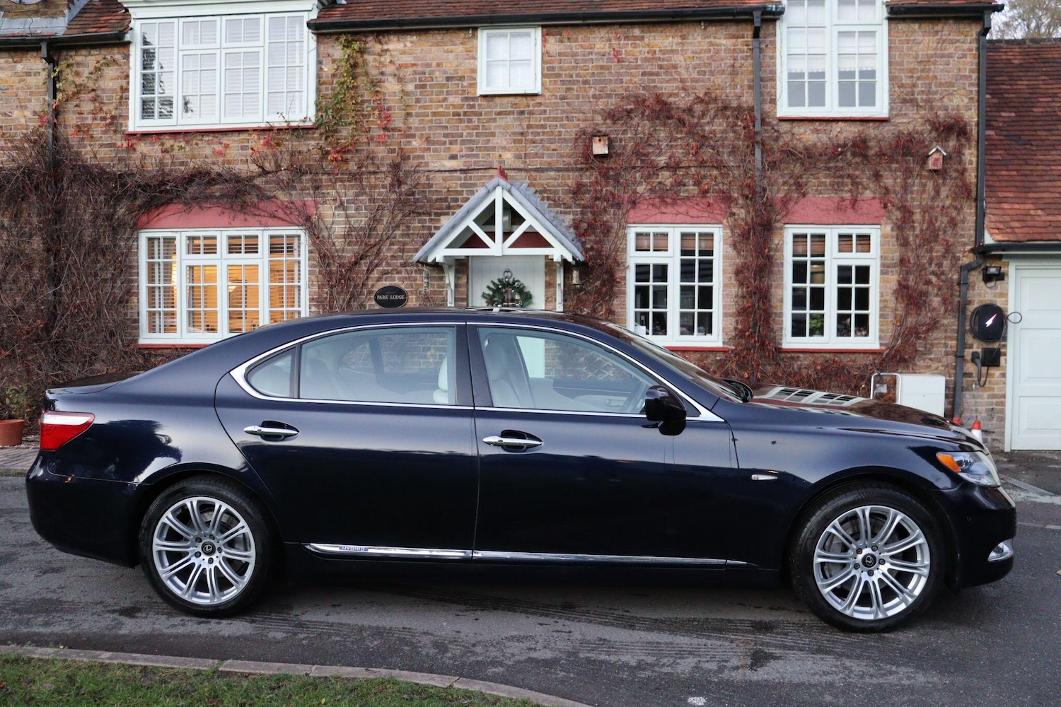 Used Lexus LS 2009 for sale - 76953381: Photo 8