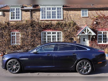 Used Jaguar XJ 2015 for sale - 77978510: Photo