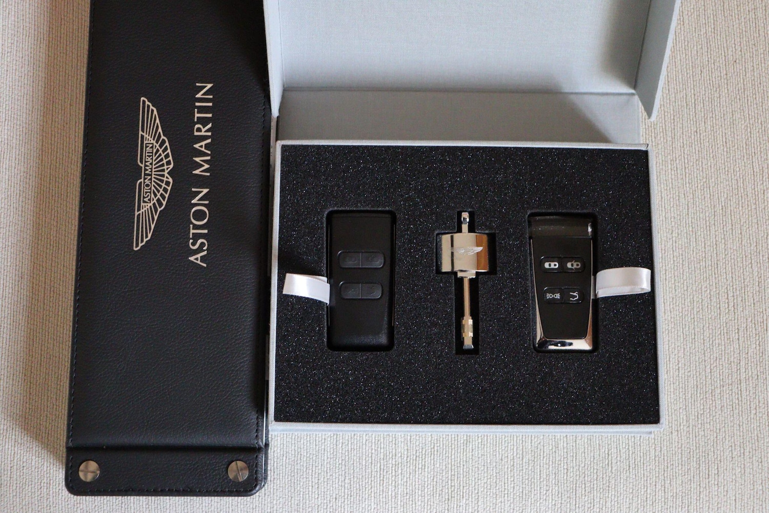 Used Aston Martin Vantage 2016 for sale - 76537772: Photo 22