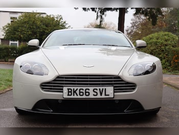 Used Aston Martin Vantage 2016 for sale - 76537772: Photo
