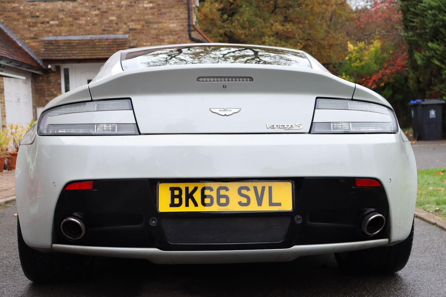 Used Aston Martin Vantage 2016 for sale - 76537772: Photo 6