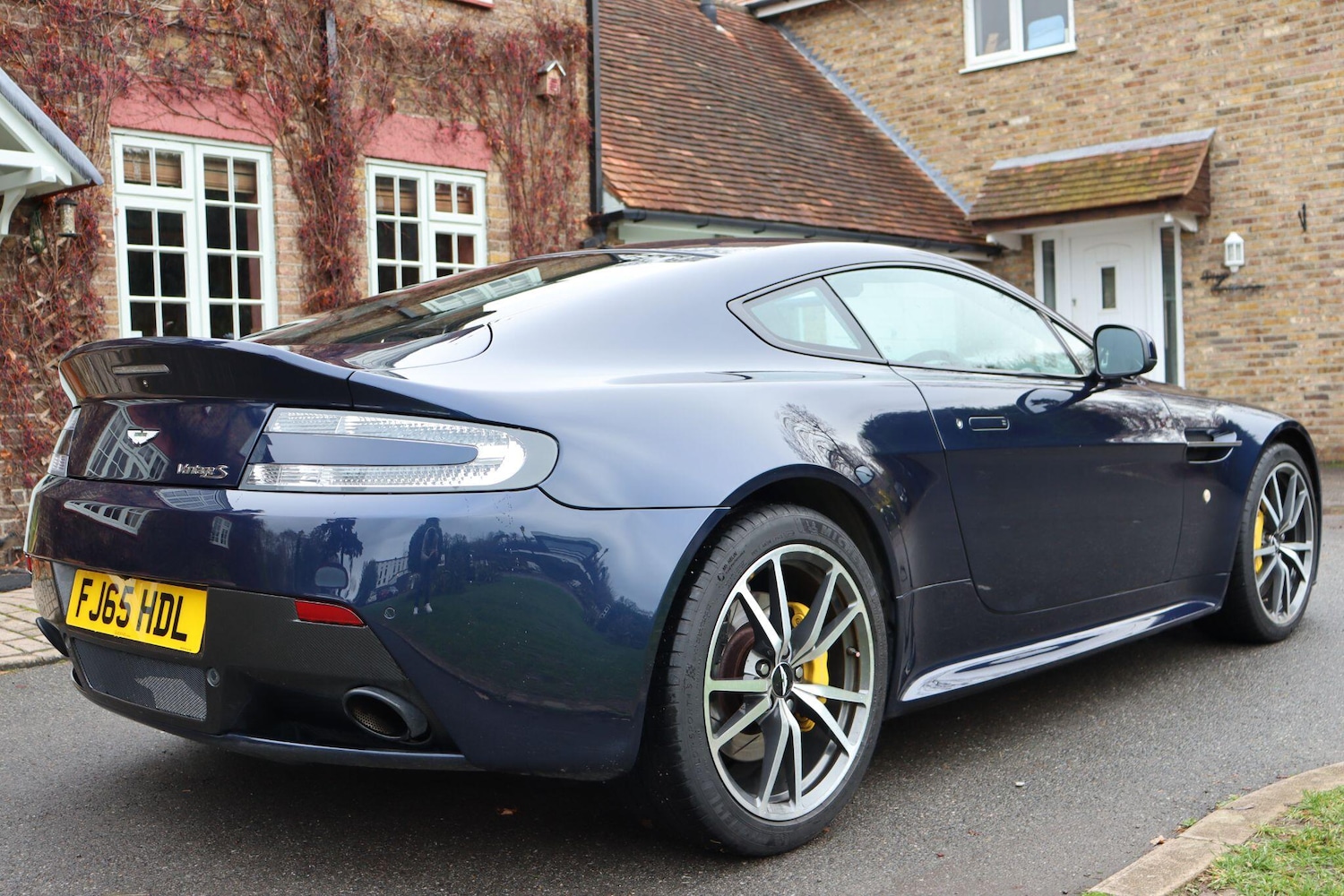 Used Aston Martin Vantage 2018 for sale - 77484379: Photo 7