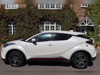 Used Toyota C-HR 2018 for sale - 78548014: Photo