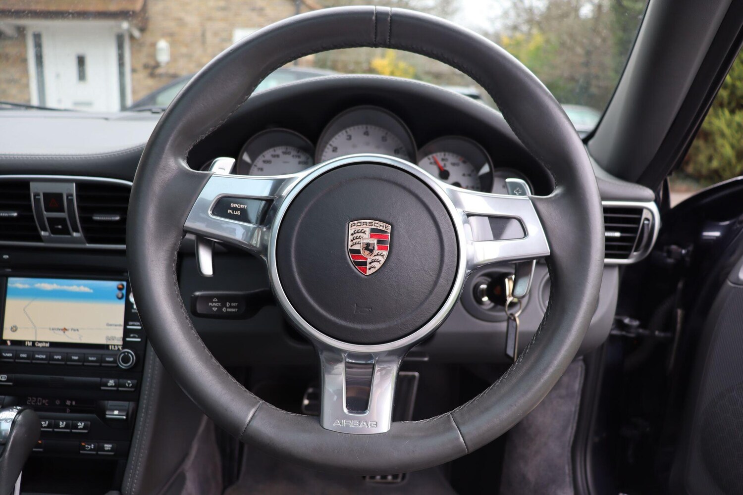 Used Porsche 911 2010 for sale - 77637562: Photo 24