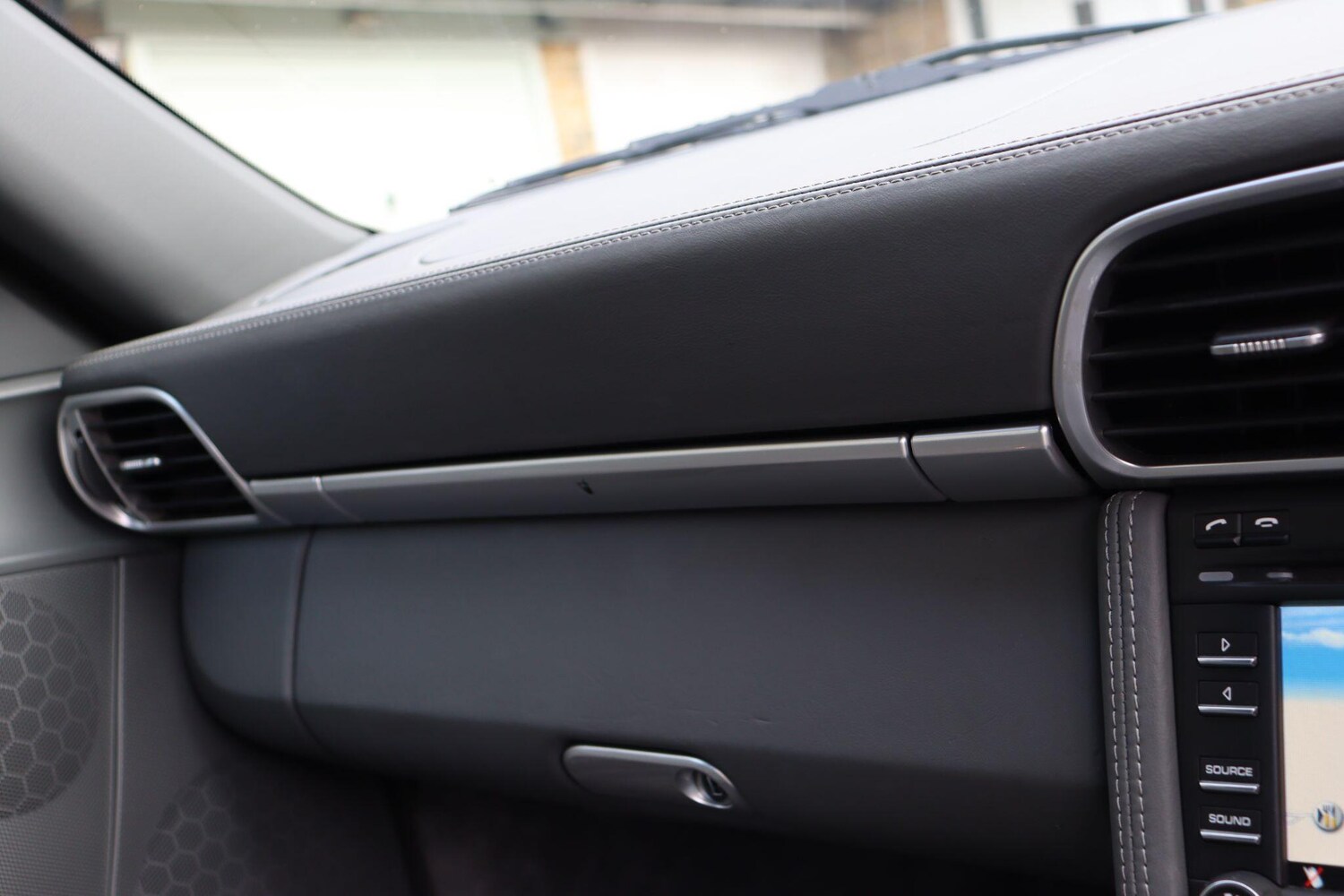 Used Porsche 911 2010 for sale - 77637562: Photo 28