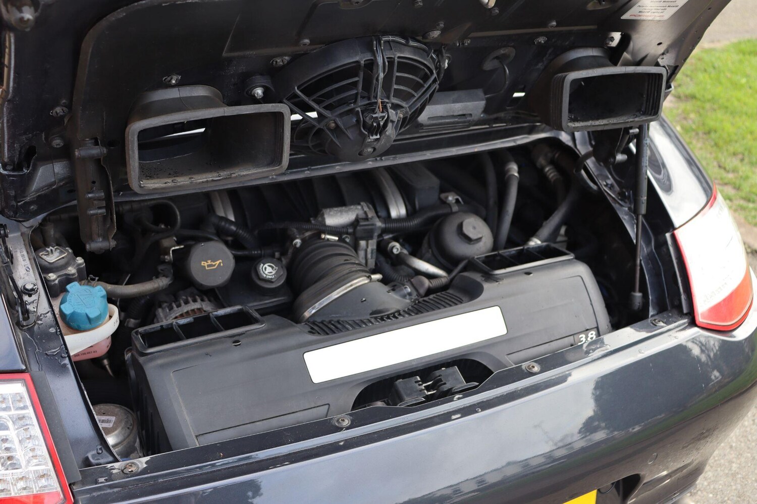 Used Porsche 911 2010 for sale - 77637562: Photo 34