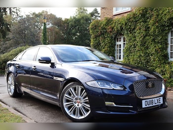 Used Jaguar XJ 2018 for sale - 75768797: Photo