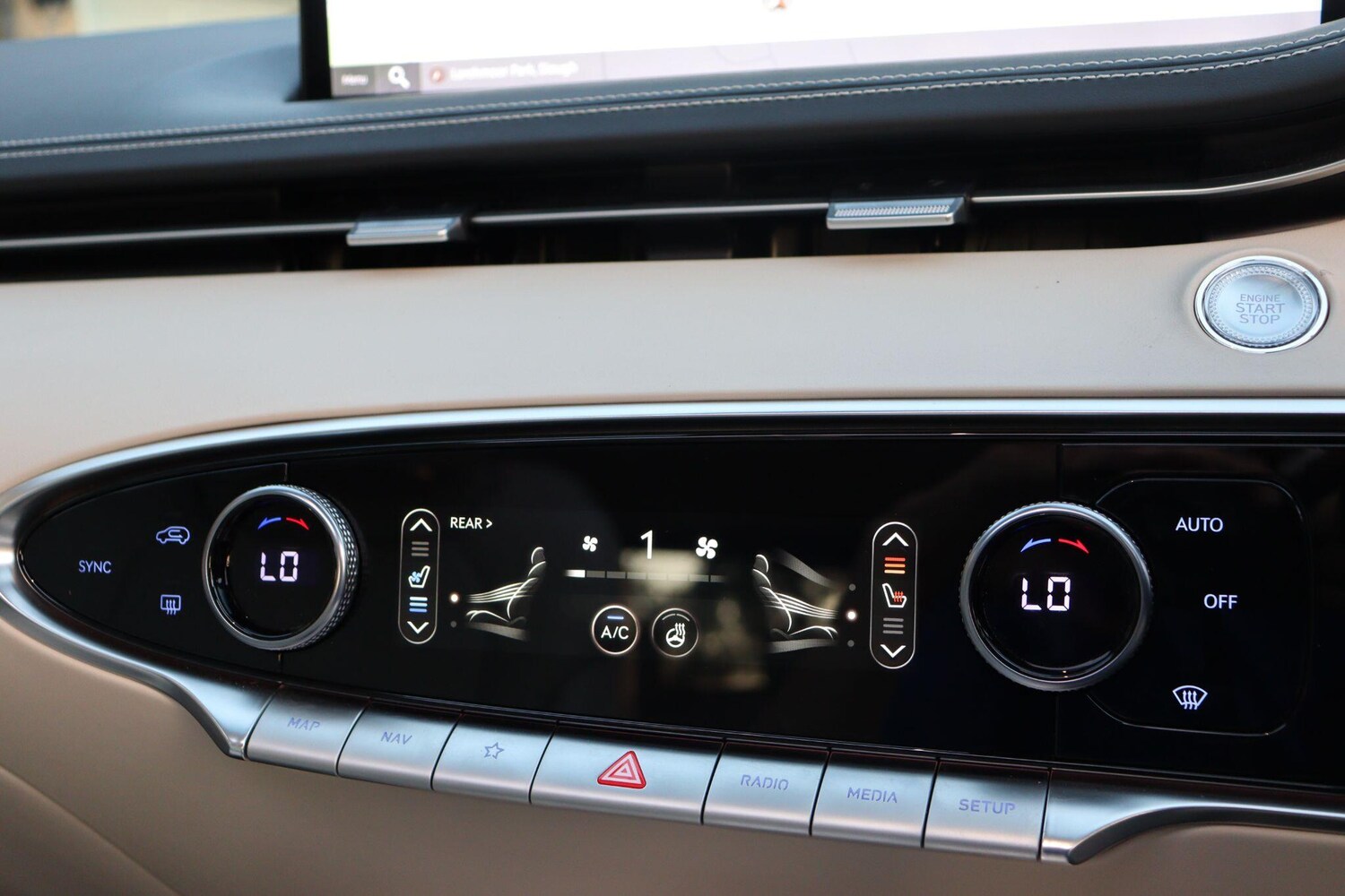 Used Genesis GV70 for sale - 77670666: Photo 18