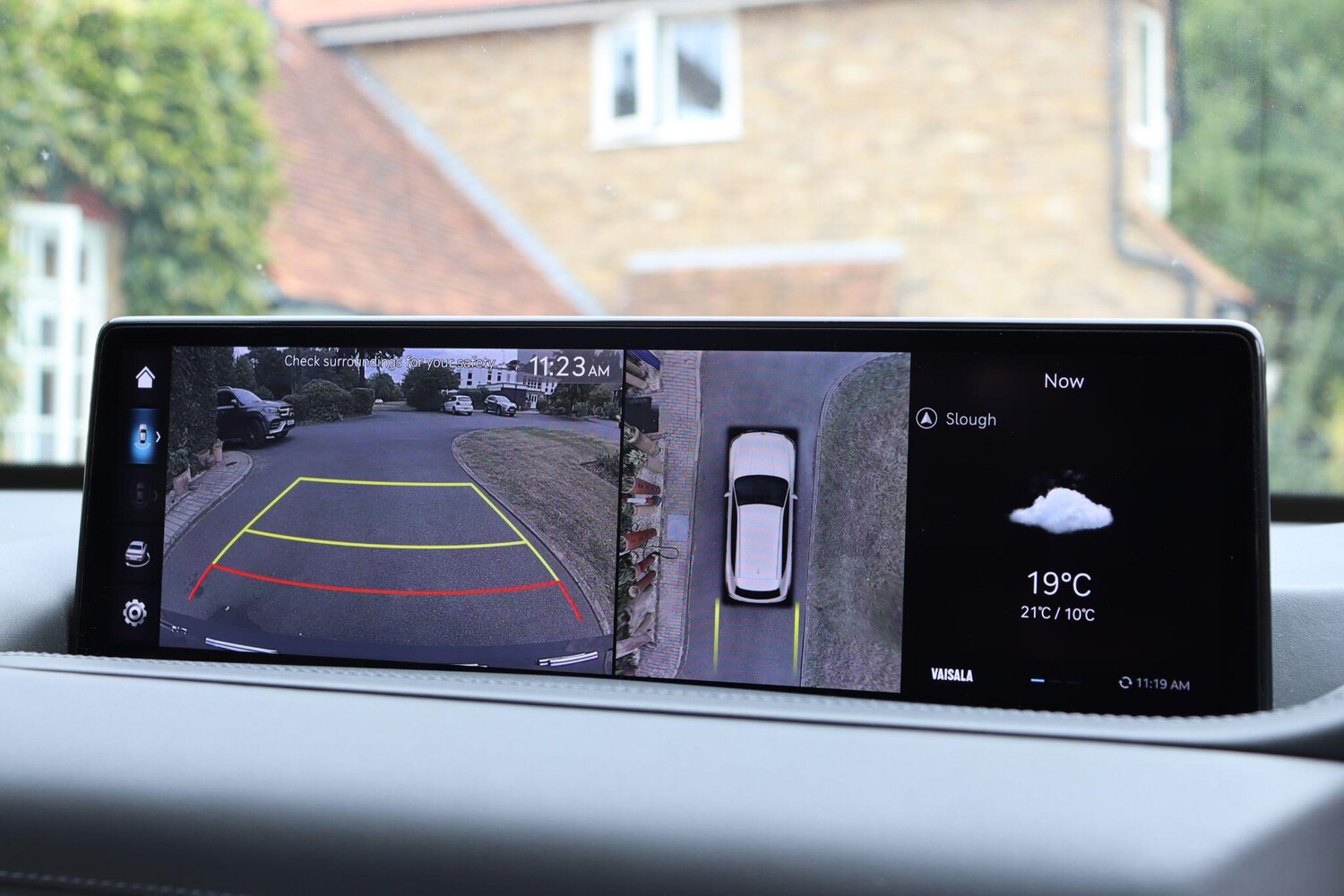 Used Genesis GV70 for sale - 77670666: Photo 24