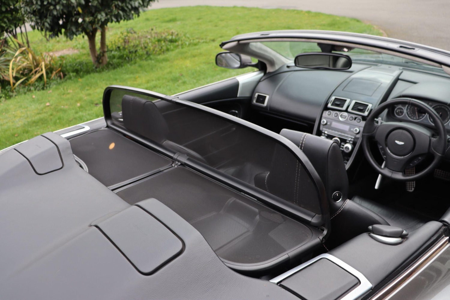 Used Aston Martin DBS 2009 for sale - 77709897: Photo 20