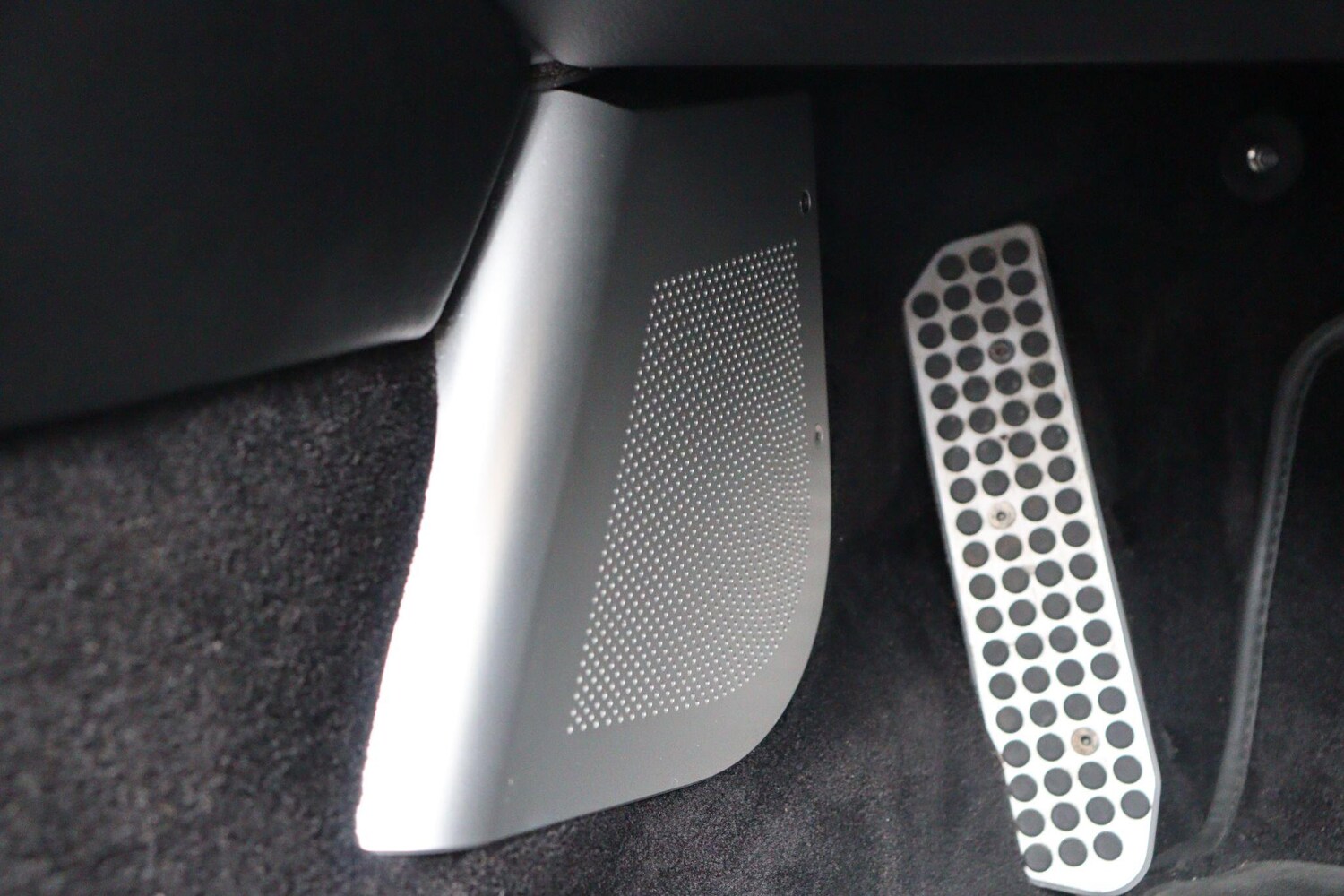 Used Aston Martin DBS 2009 for sale - 77709897: Photo 29