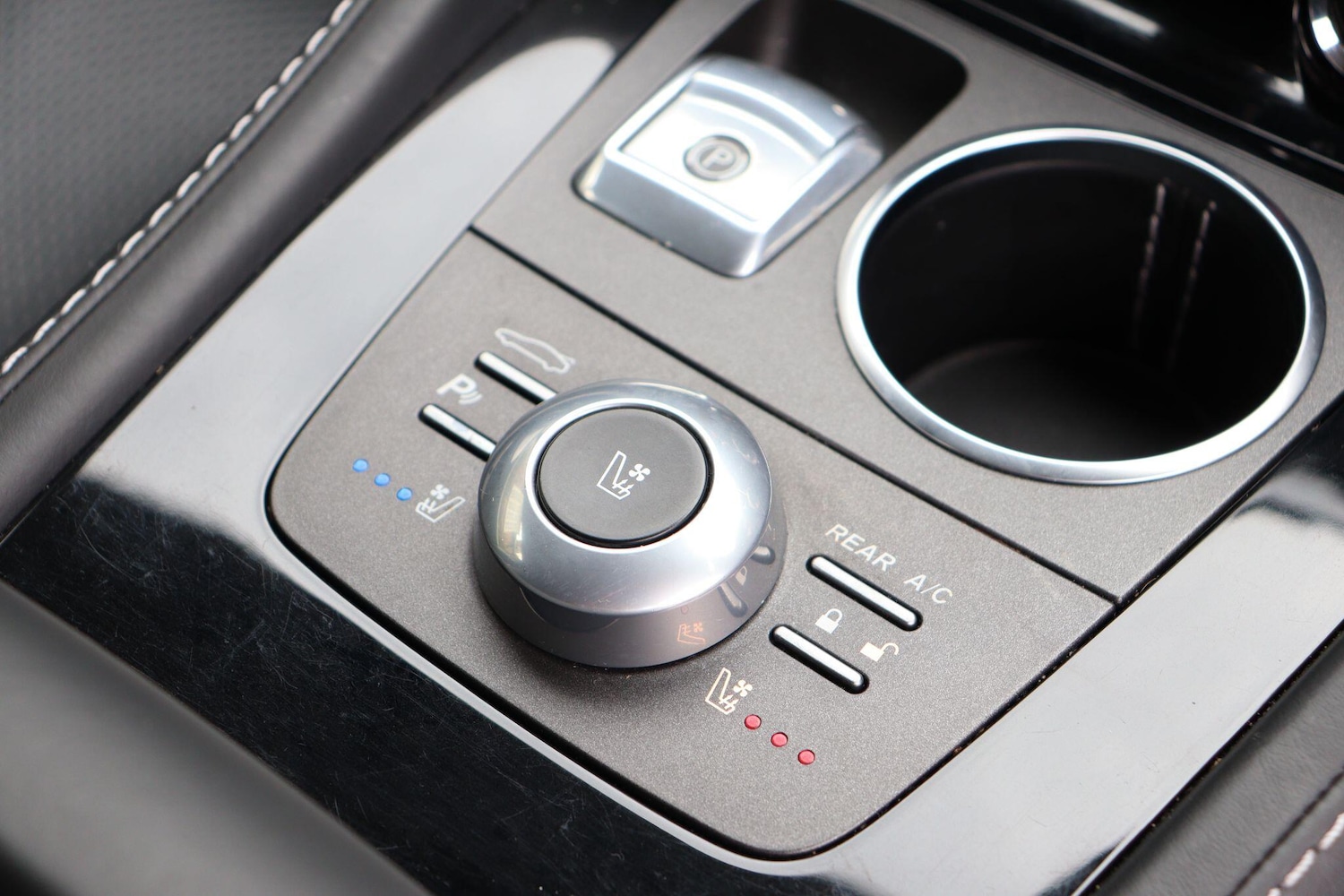 Used Aston Martin Rapide 2014 for sale - 76138640: Photo 22