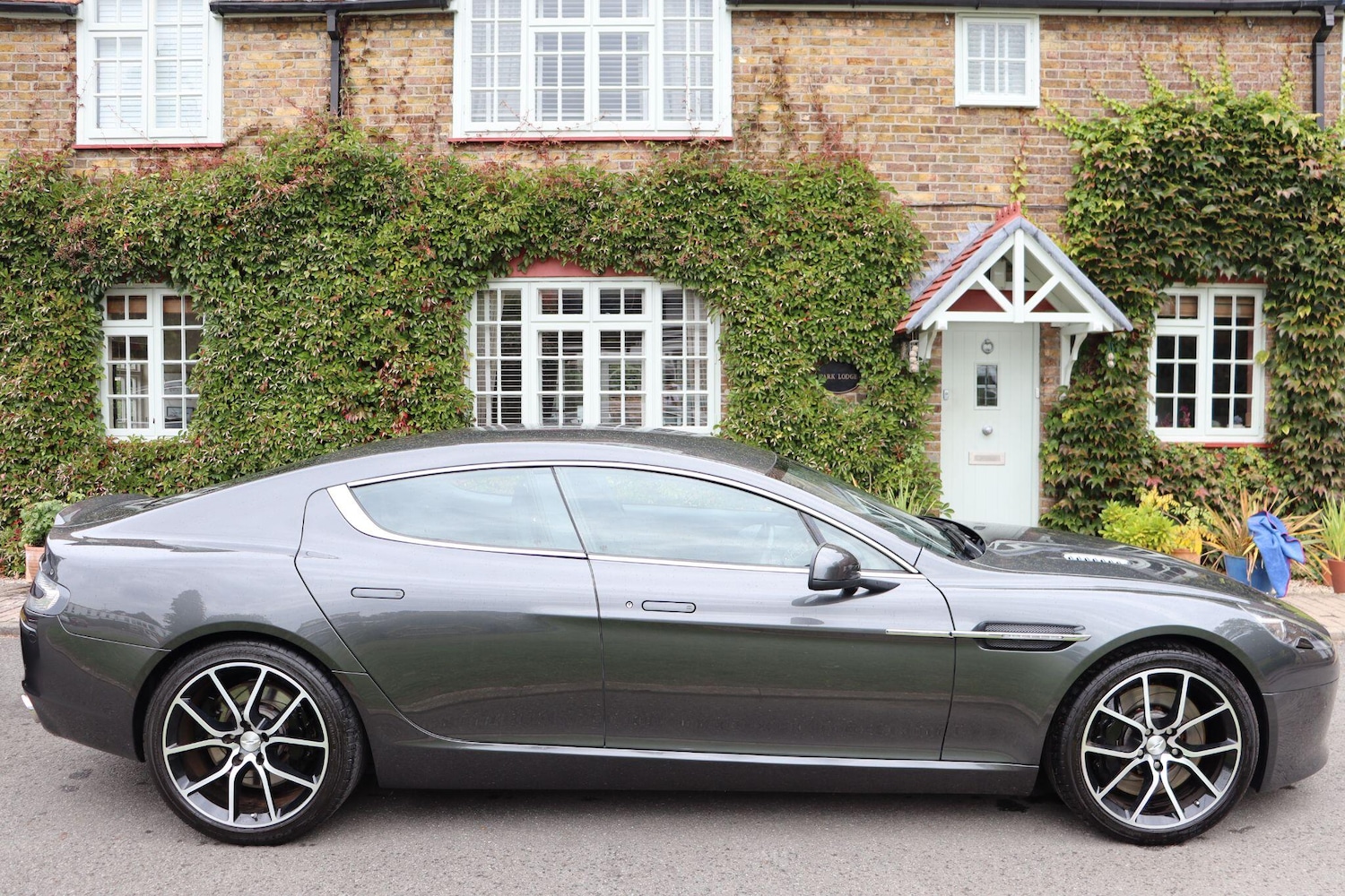 Used Aston Martin Rapide 2014 for sale - 76138640: Photo 9