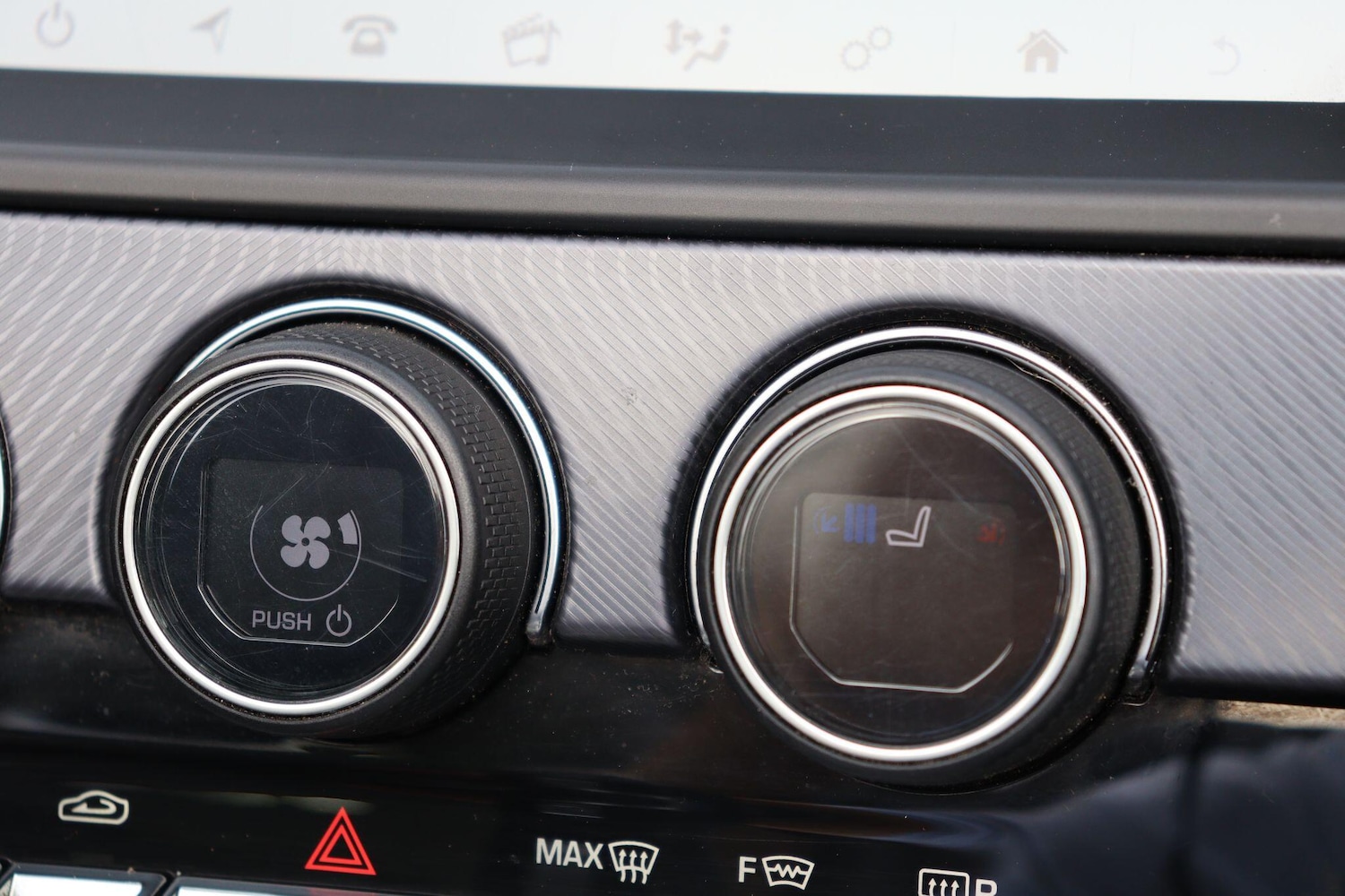 Used Jaguar F-Type 2018 for sale - 76606879: Photo 17