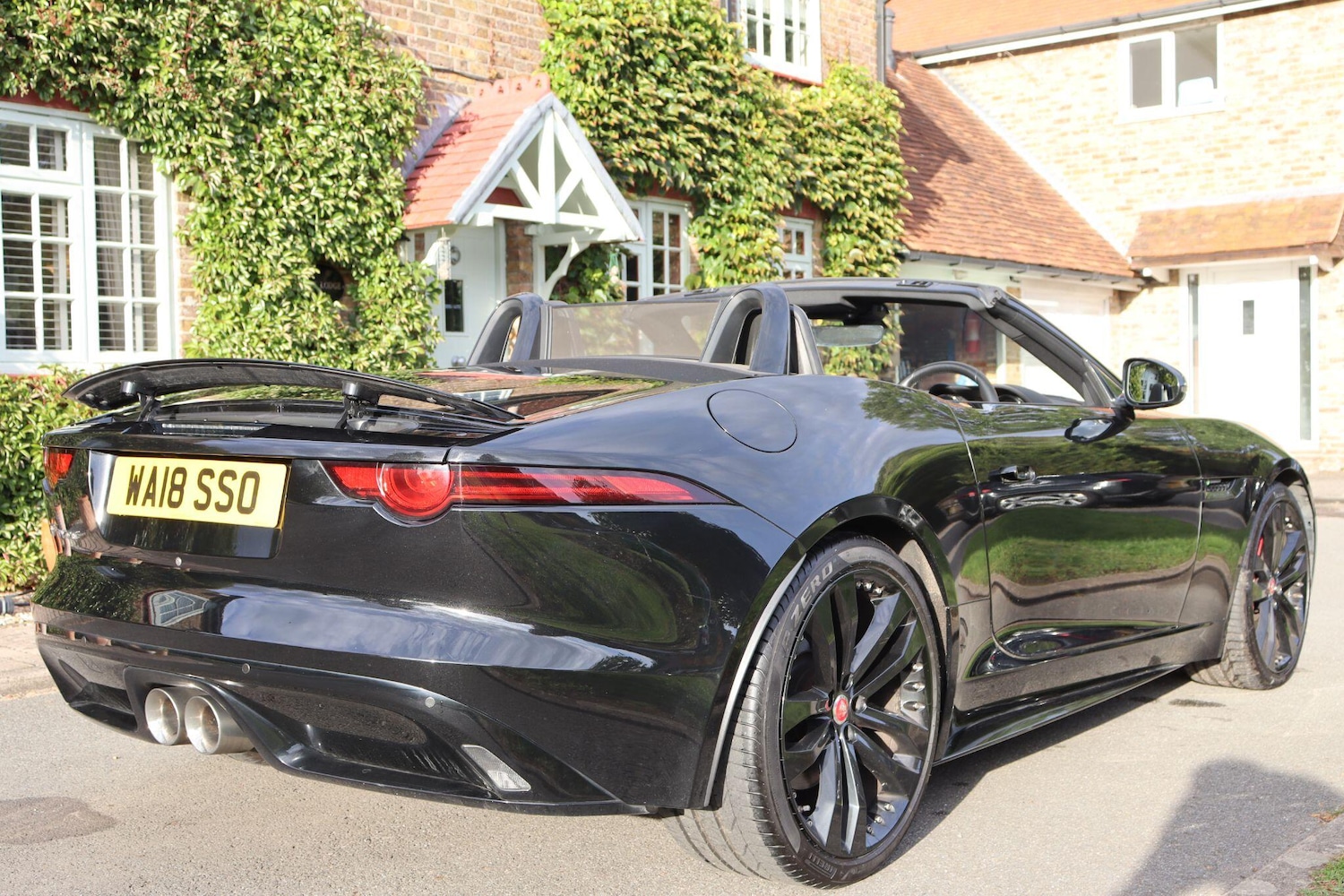 Used Jaguar F-Type 2018 for sale - 76606879: Photo 7