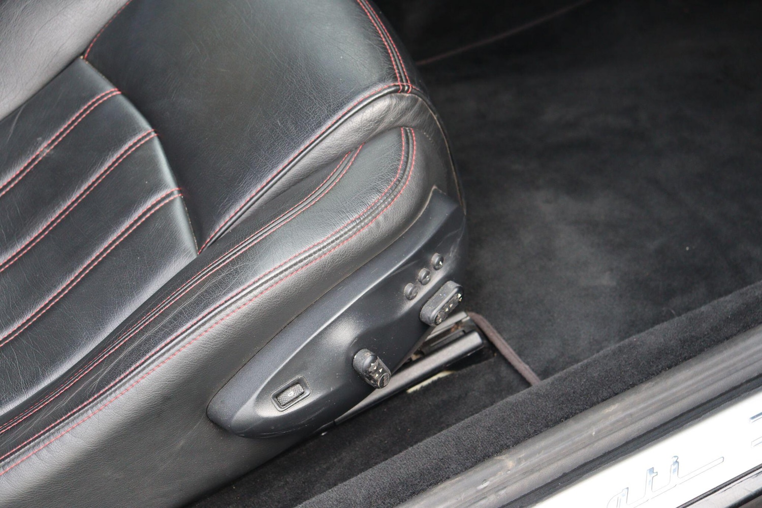 Used Maserati Granturismo 2010 for sale - 76839766: Photo 12