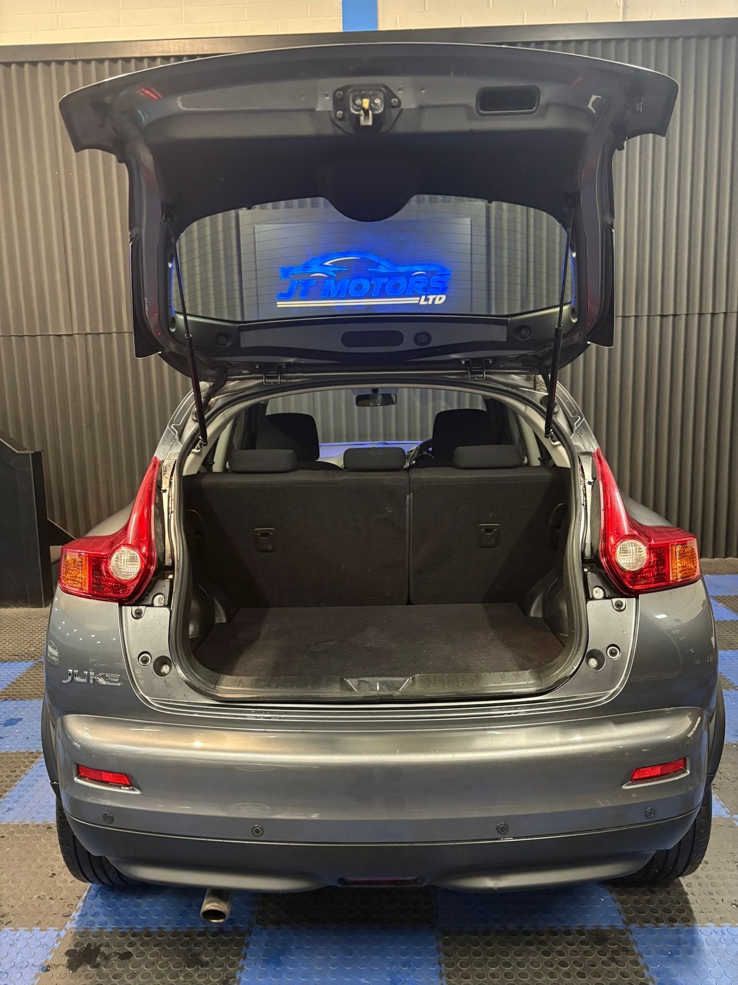 Used Nissan Juke 2010 for sale - 77118897: Photo 19