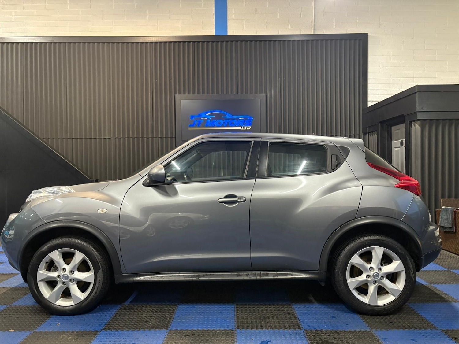 Used Nissan Juke 2010 for sale - 77118897: Photo 4