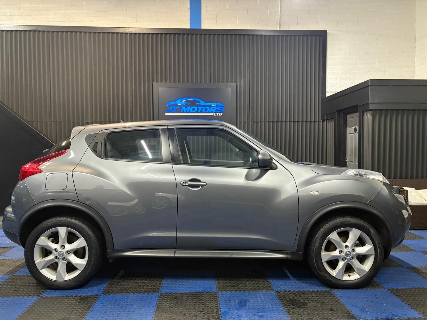 Used Nissan Juke 2010 for sale - 77118897: Photo 5