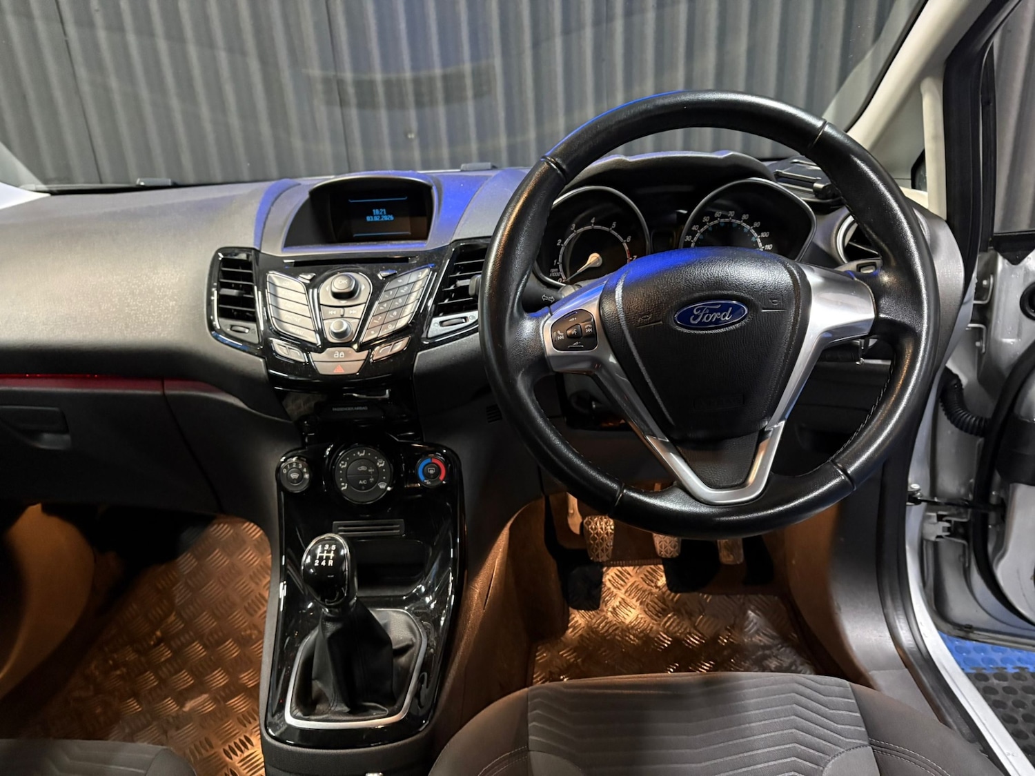 Used Ford Fiesta 2013 for sale - 77423596: Photo 17