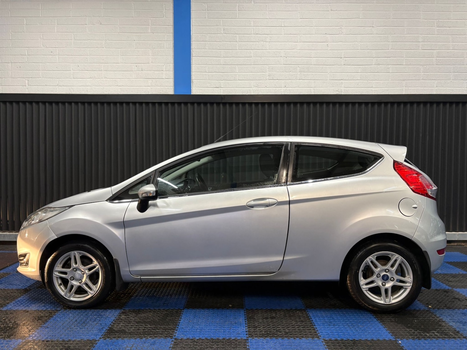 Used Ford Fiesta 2013 for sale - 77423596: Photo 4