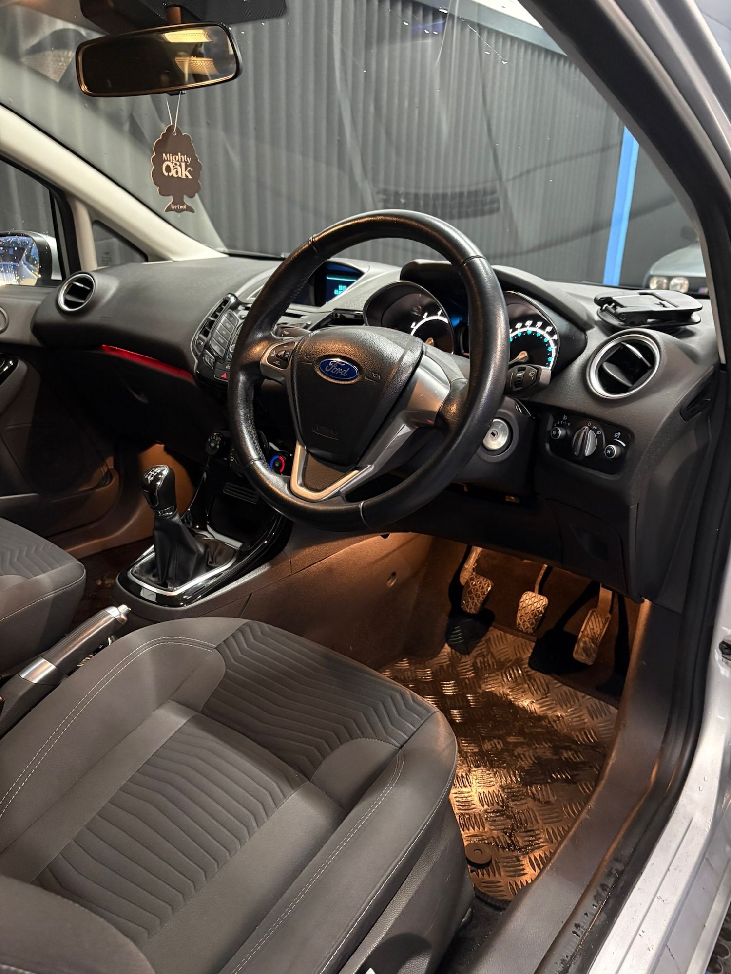 Used Ford Fiesta 2013 for sale - 77423596: Photo 9