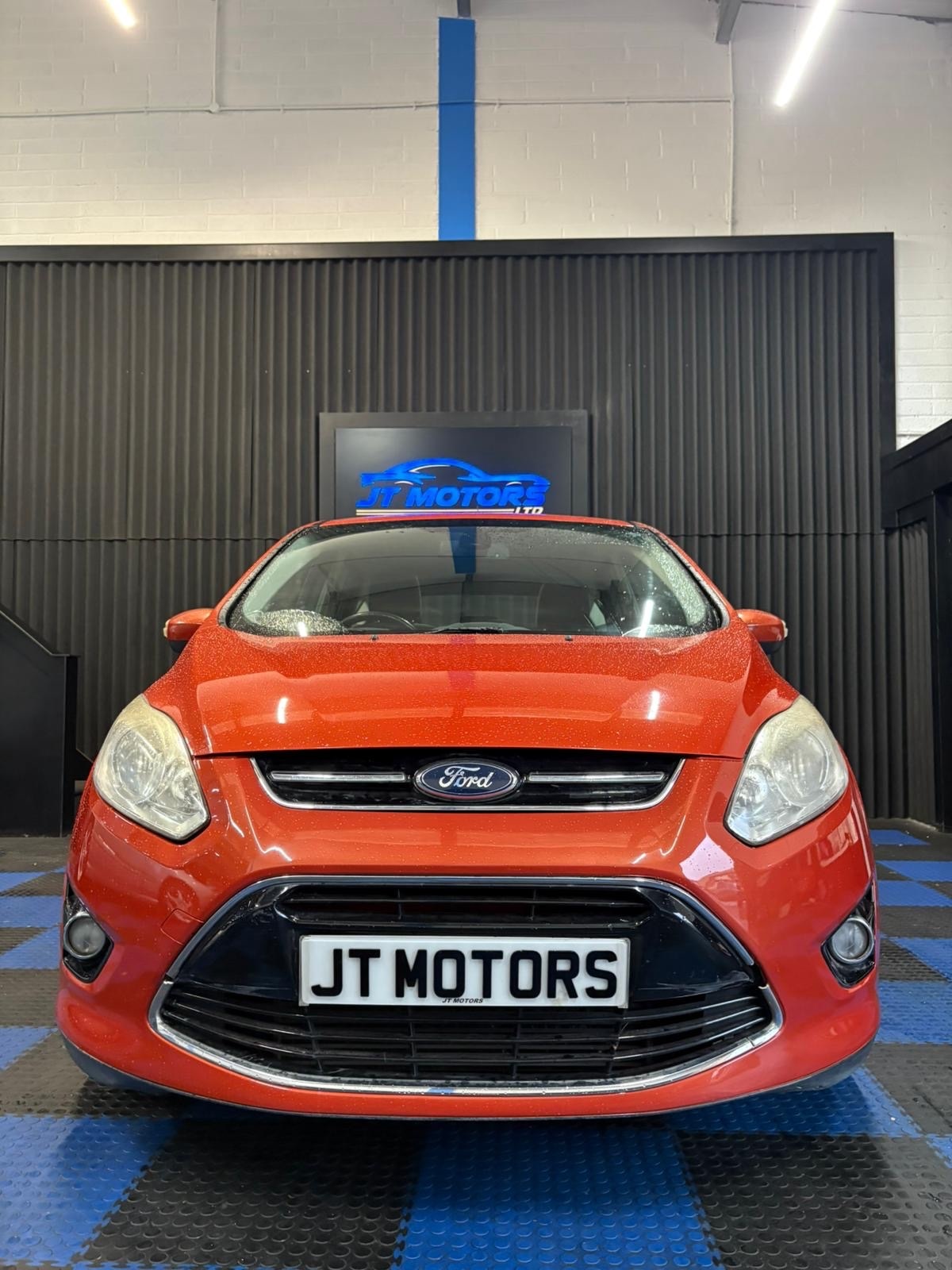 Used Ford C-Max 2011 for sale - 76464479: Photo 2