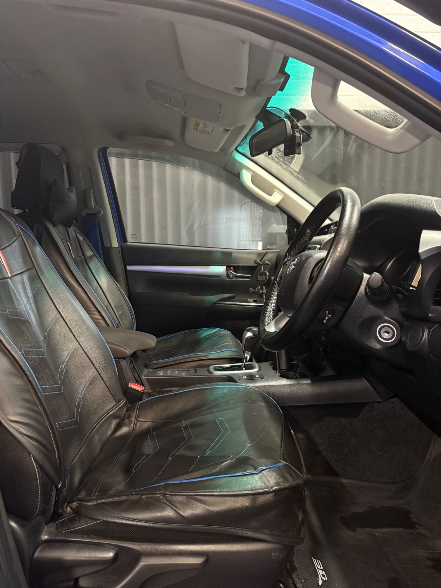 Used Toyota Hilux 2016 for sale - 75985101: Photo 10