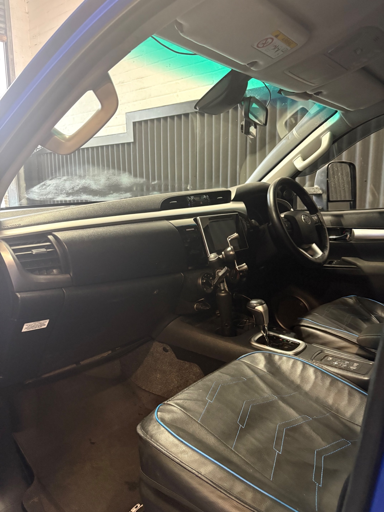 Used Toyota Hilux 2016 for sale - 75985101: Photo 14