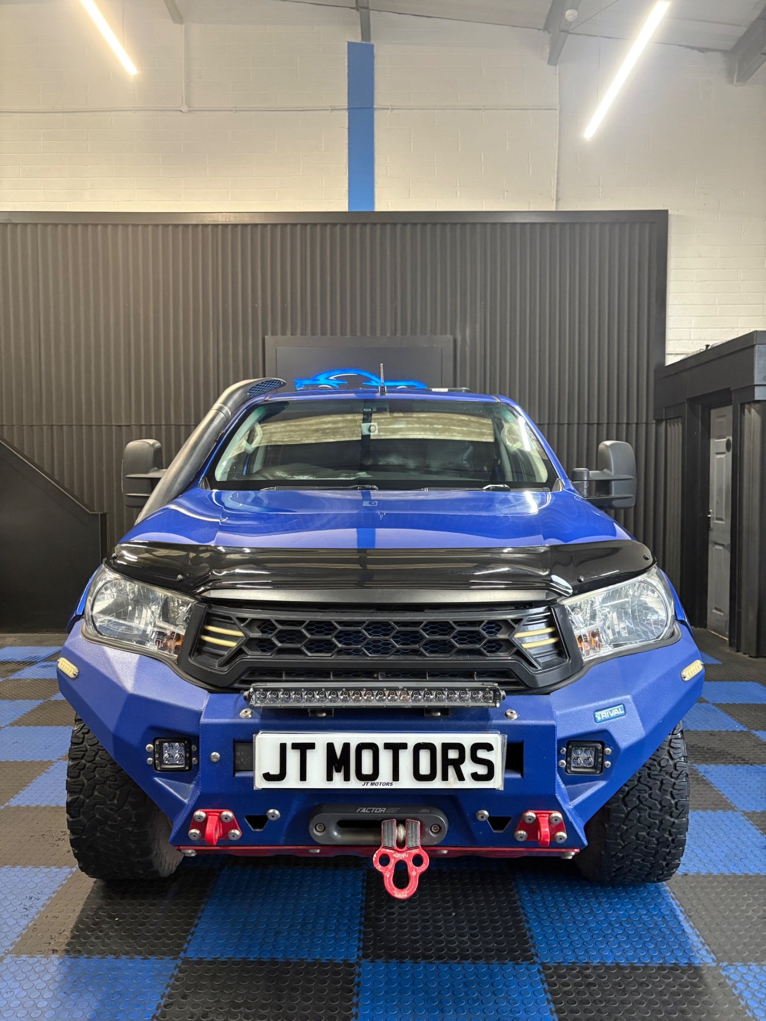 Used Toyota Hilux 2016 for sale - 75985101: Photo 2