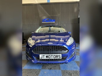 Used Ford Fiesta 2015 for sale - 77745695: Photo