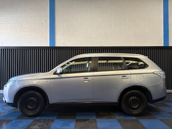Used Mitsubishi Outlander 2014 for sale - 74996007: Photo