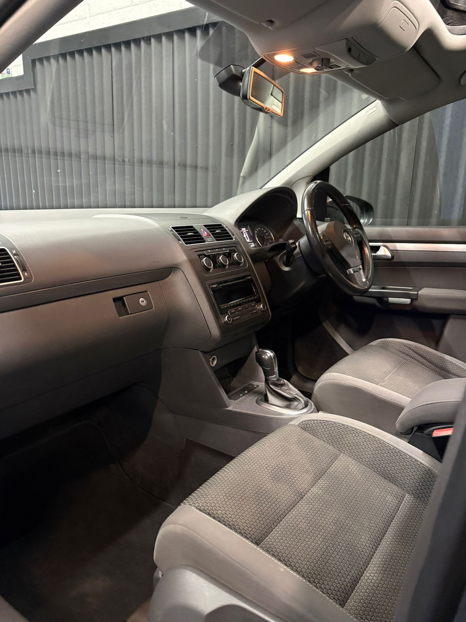 Used Volkswagen Touran 2013 for sale - 77423590: Photo 12