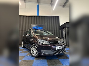 Used Volkswagen Touran 2013 for sale - 77423590: Photo