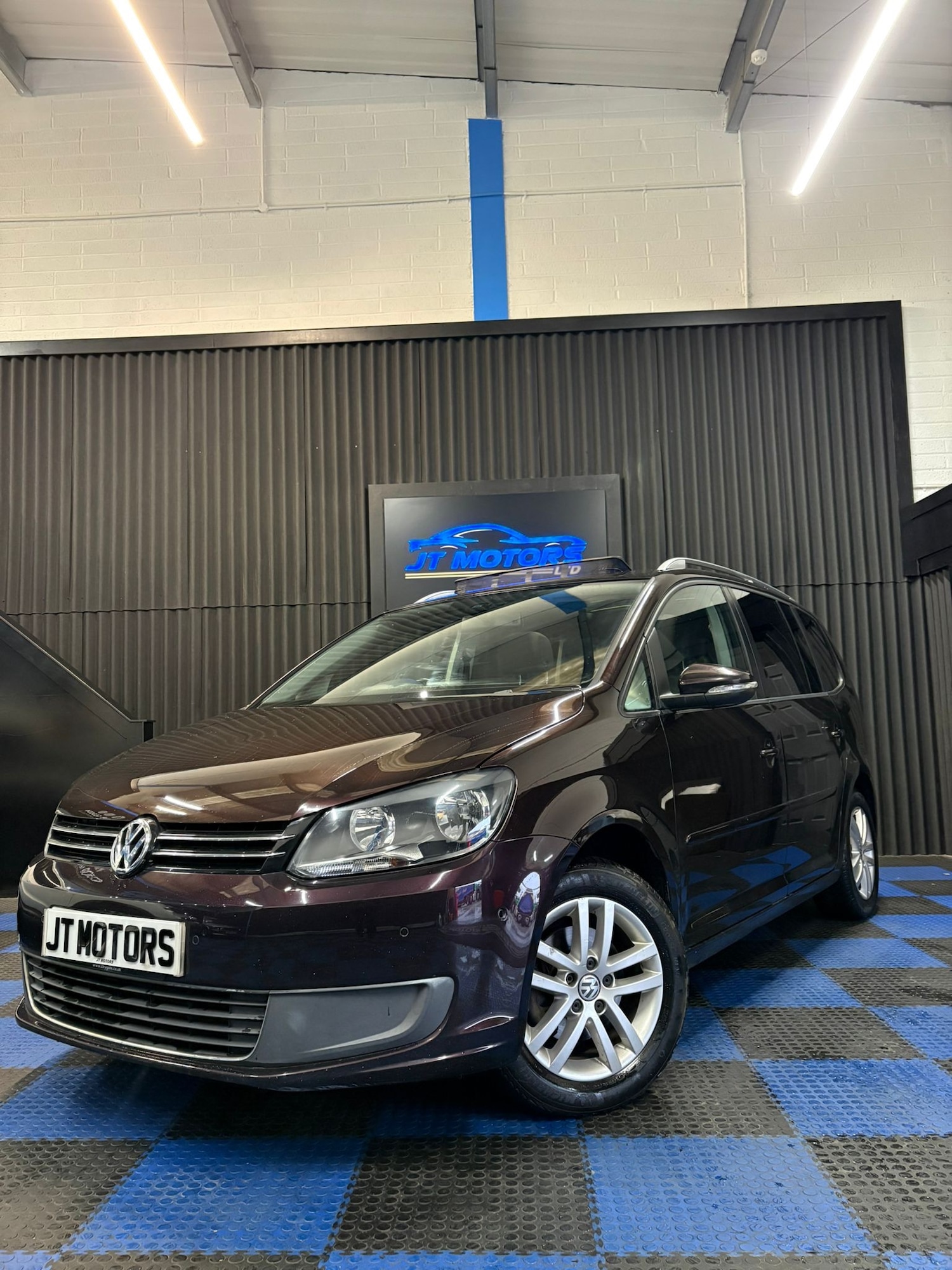 Used Volkswagen Touran 2013 for sale - 77423590: Photo 3