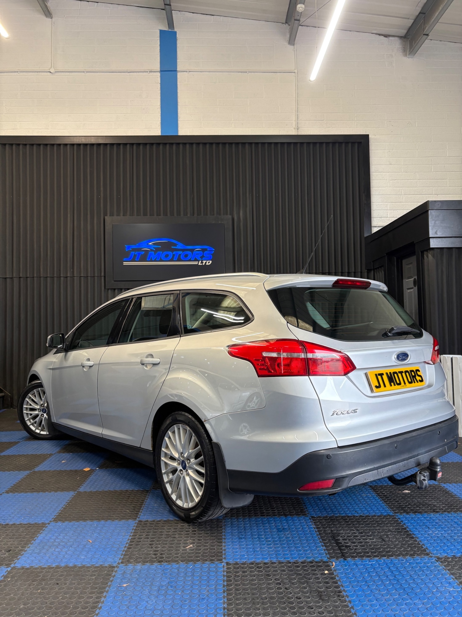 Used Ford Focus 2015 for sale - 76505549: Photo 6