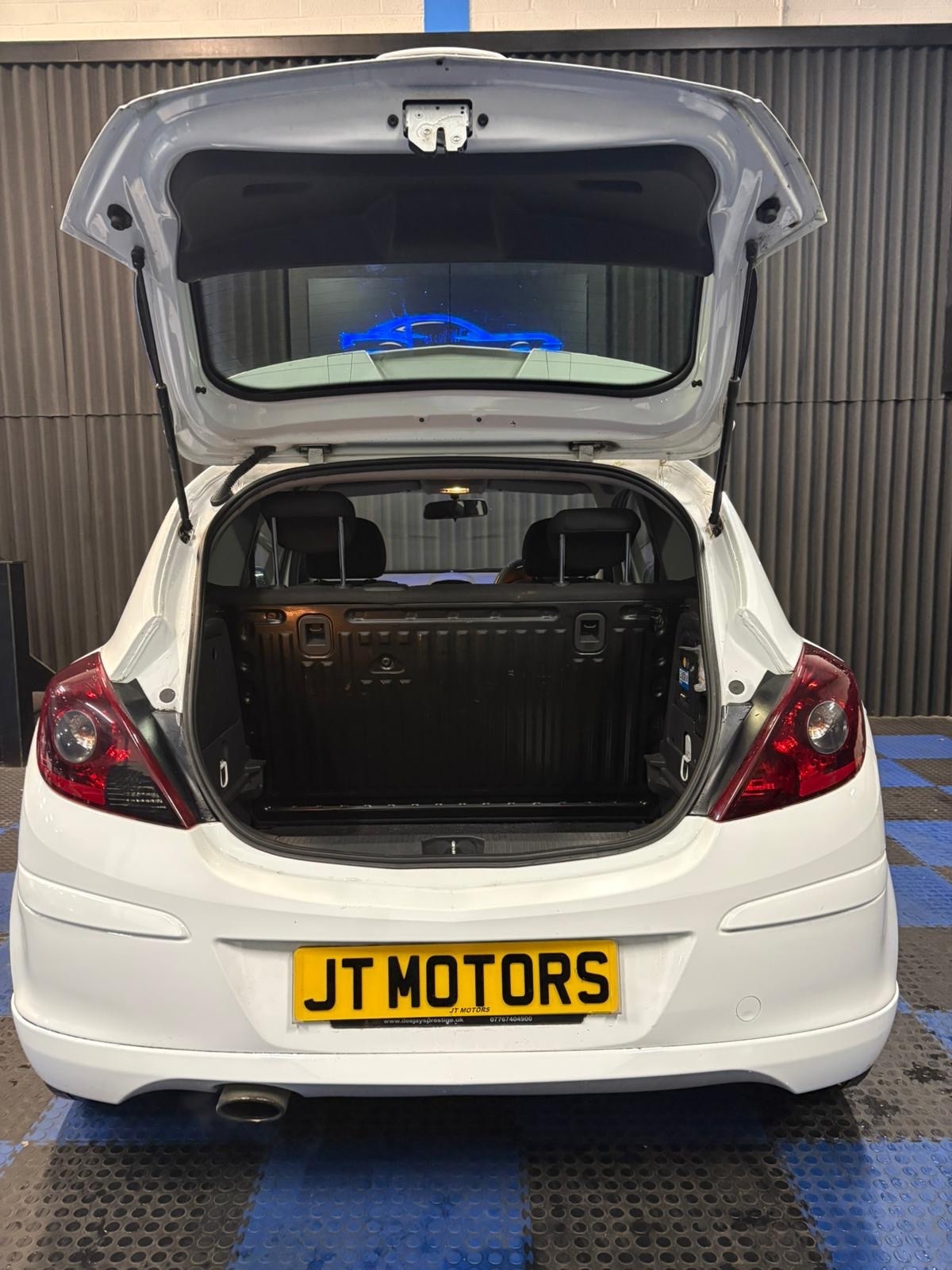 Used Vauxhall Corsa 2012 for sale - 77548055: Photo 17