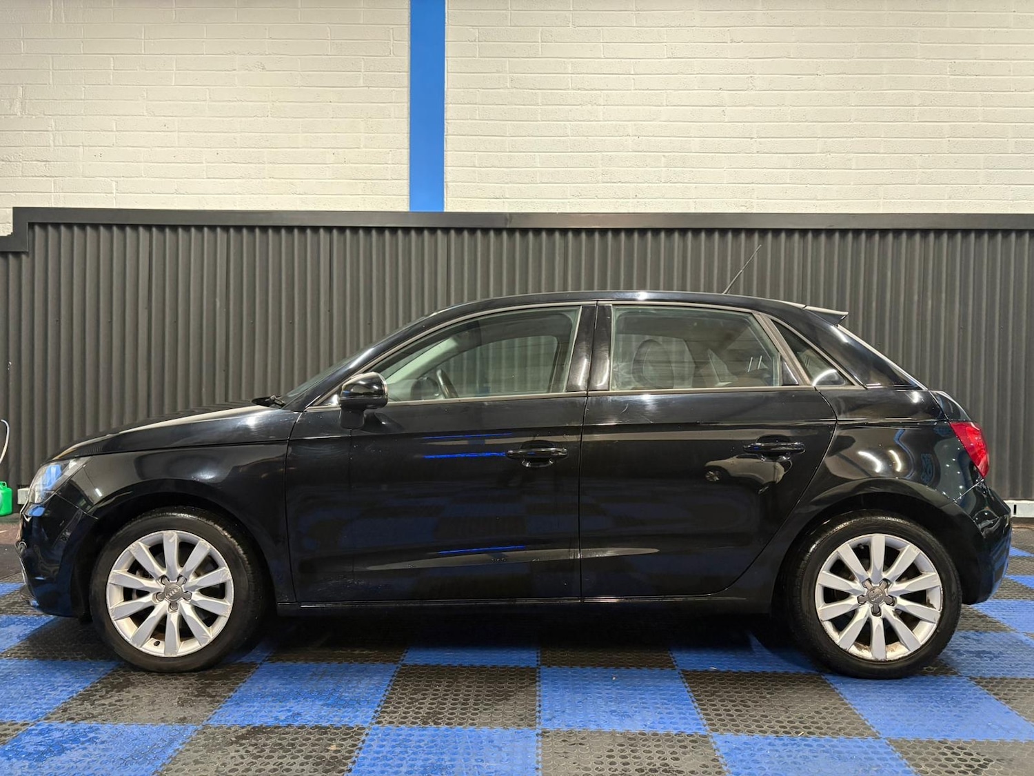 Used Audi A1 2014 for sale - 77423321: Photo 5